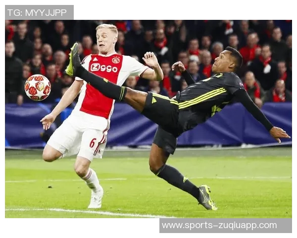 阿贾克斯惨遭0-6大败球员坦言不配称为阿贾克斯应退票给球迷 阿贾克斯惨遭0-6大败球员坦言不配称为阿贾克斯应退票给球迷